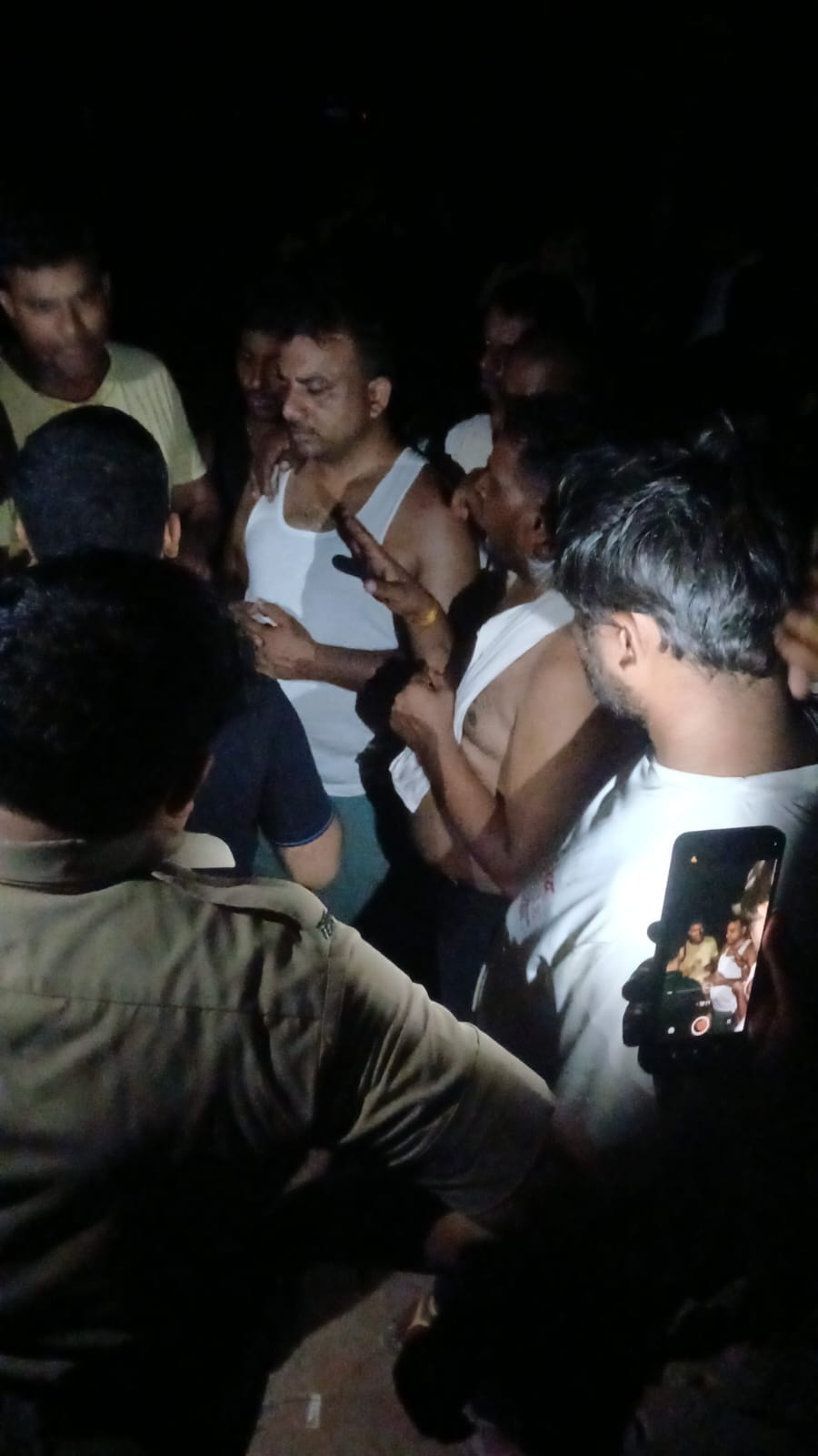 Angered by the power crisis, villagers from Misri staged a road blockade, disrupting traffic for five hours