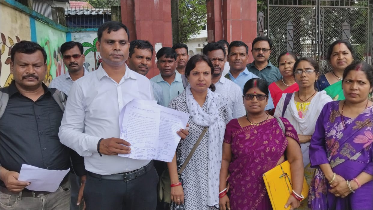jharkhand inter district teacher transfer demand hemant soren ranchi teachers memorandum