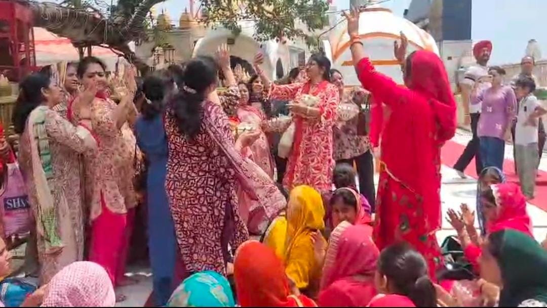 Crowds of devotees are thronging the shrine of Maa Naina Devi during Gupt Navratri.