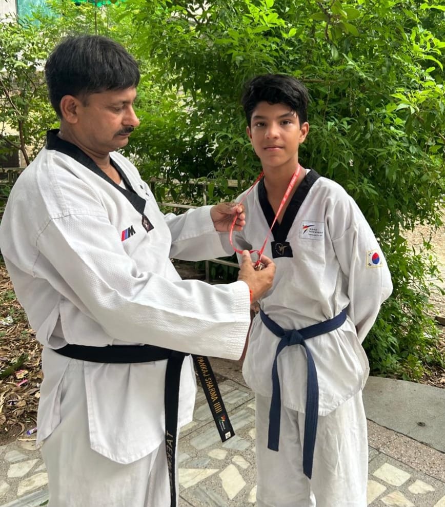 Vatsalya Dixit wins gold in Taekwondo