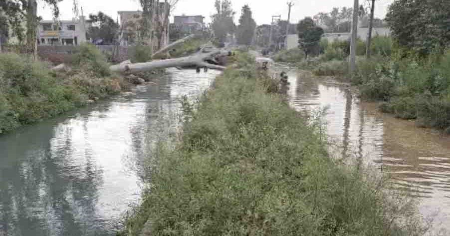 Preparations to deal with floods are in full swing, electric pumps of 198 cusec capacity will be on standby.
