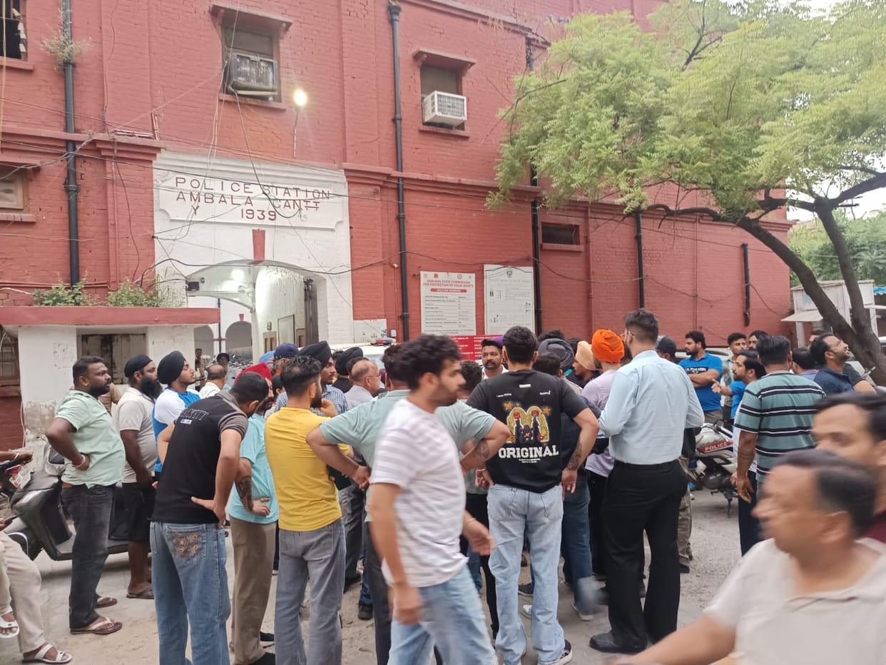 People reached the police station demanding action in the case of beating of a social media creator.