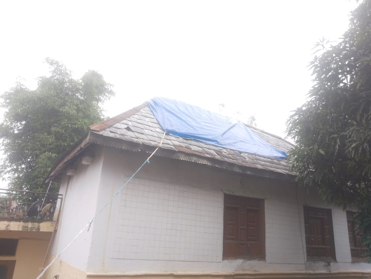 Living in a rented room; landslide-affected family still awaits relief.