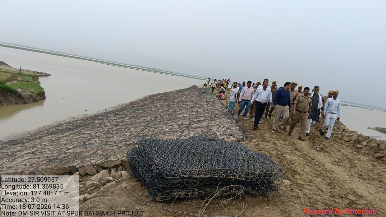 DM and SP inspect flood protection measures