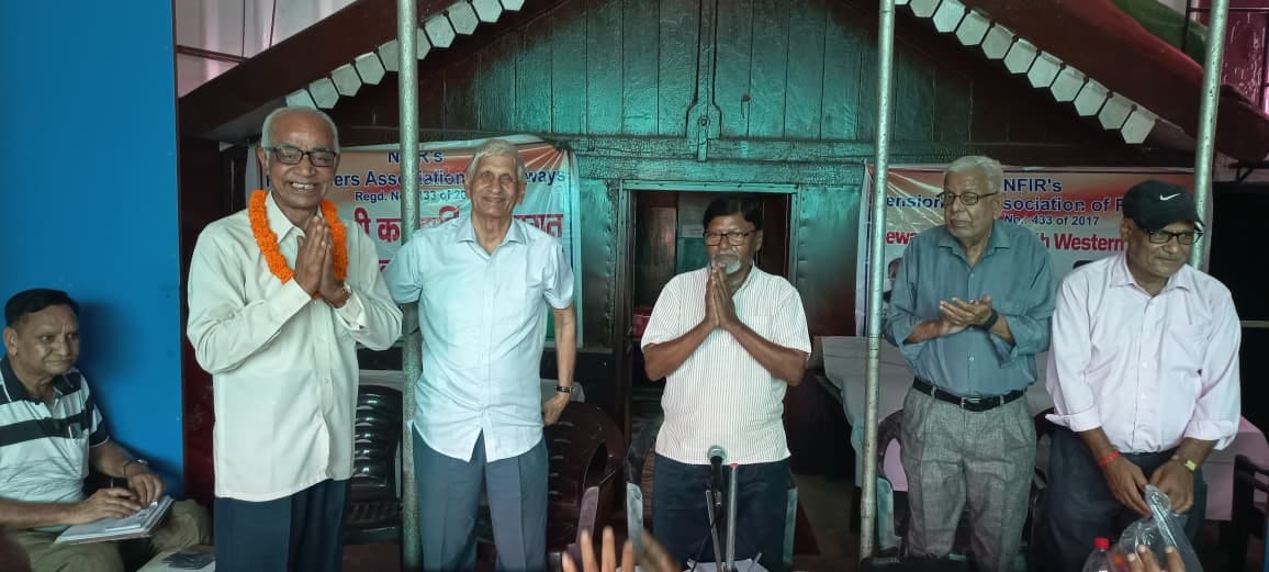 Concern expressed over the problems faced by retired railway employees.