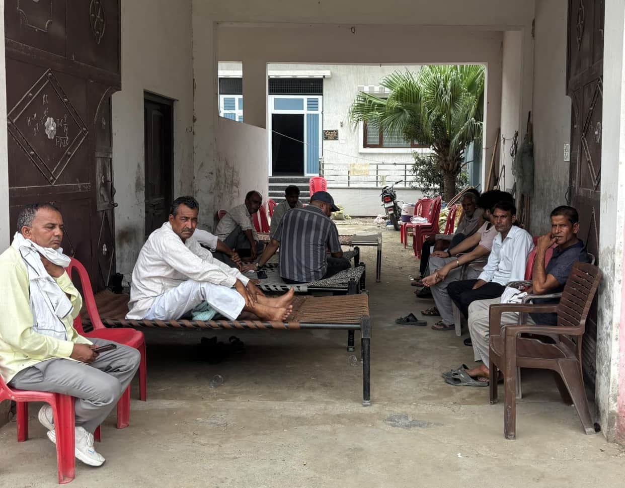 Youth from Phirahedi murdered in Vikasnagar; body found in river.