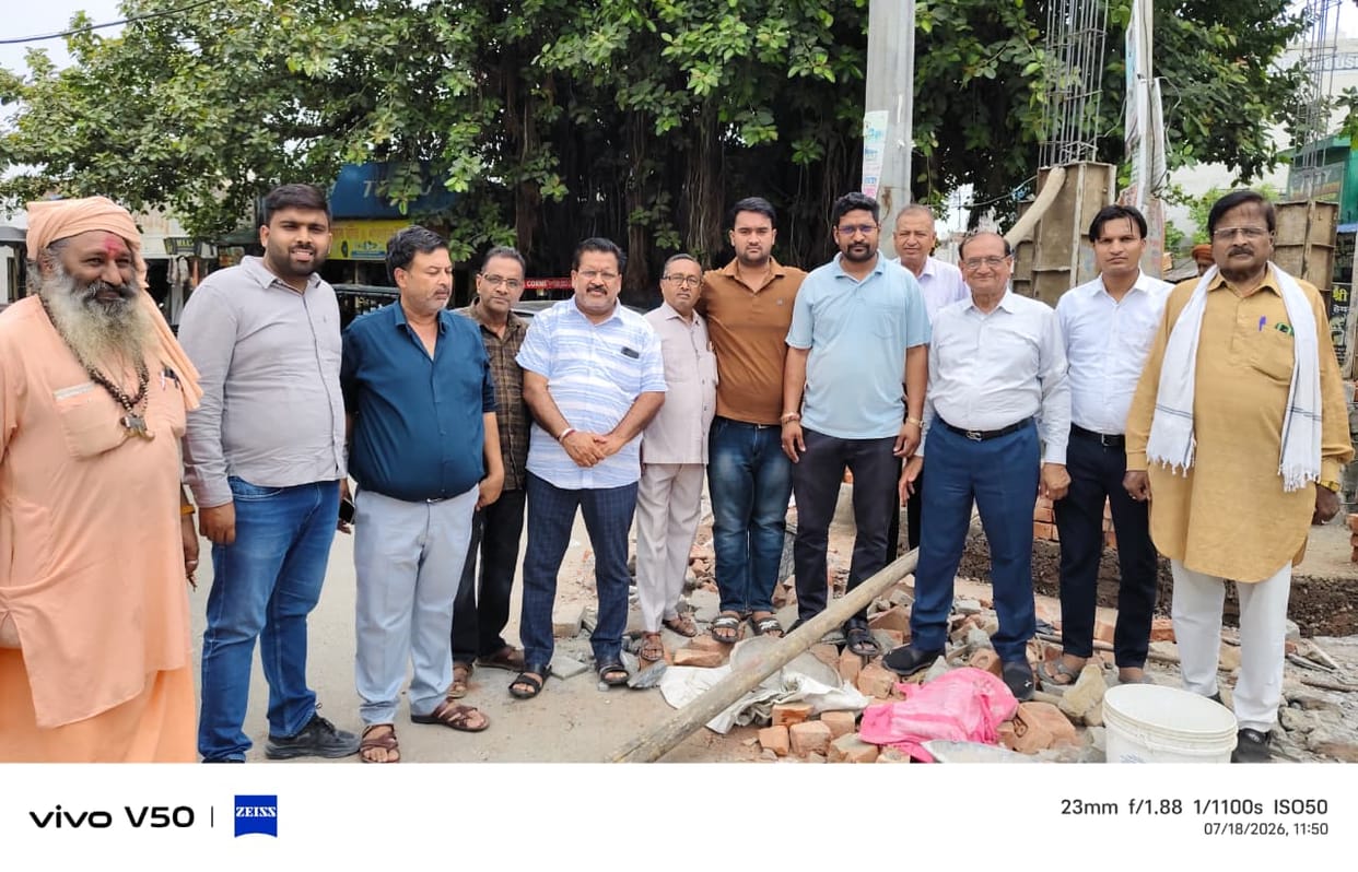 Opposition to the installation of Netaji Bose's statue at the square