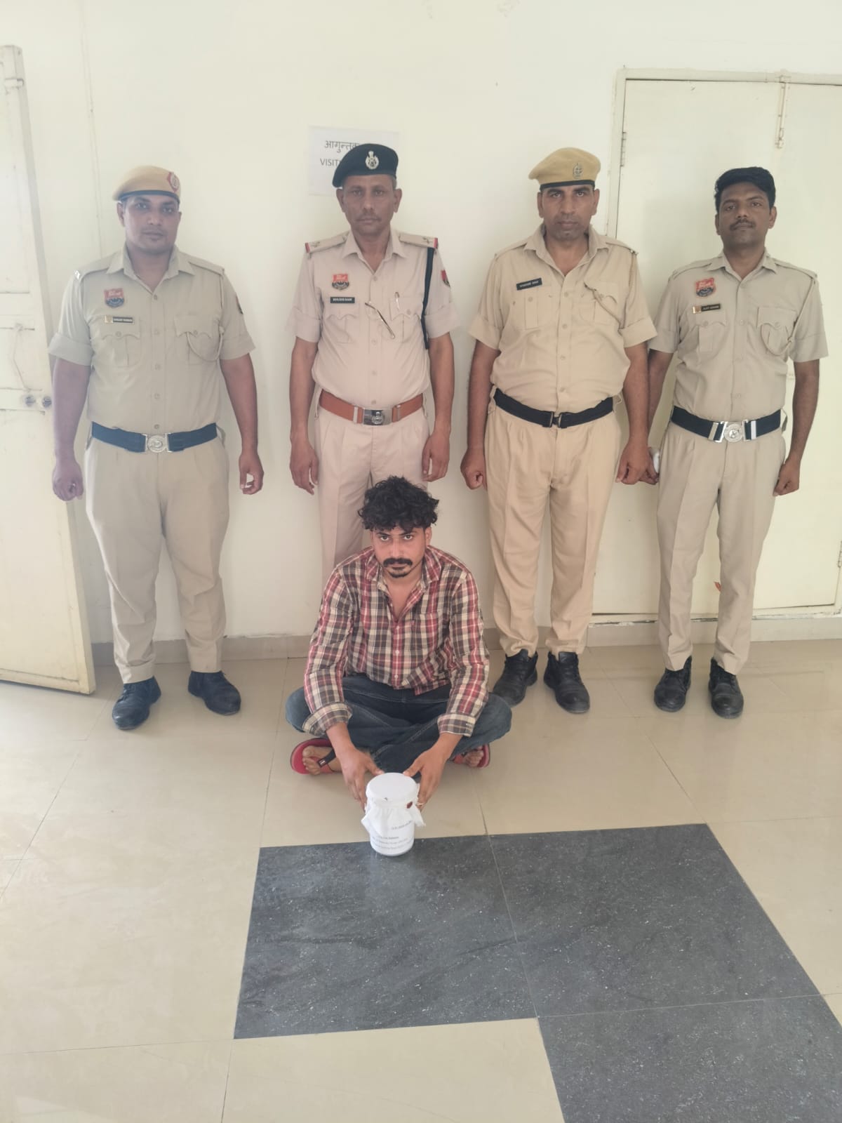 Youth arrested with illegal weapon