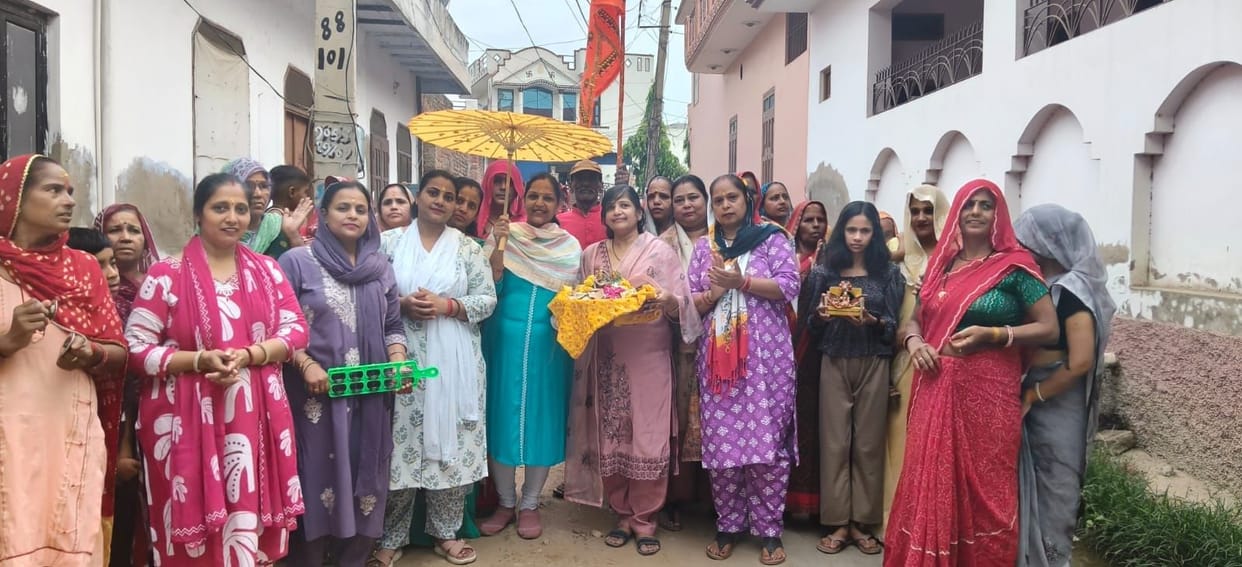 A morning procession was taken out to the beats of the dhol and mridang.