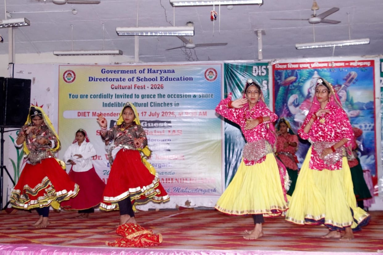 Students from Dhadhot and Khudana (Mahendragarh) excelled at the cultural fest.