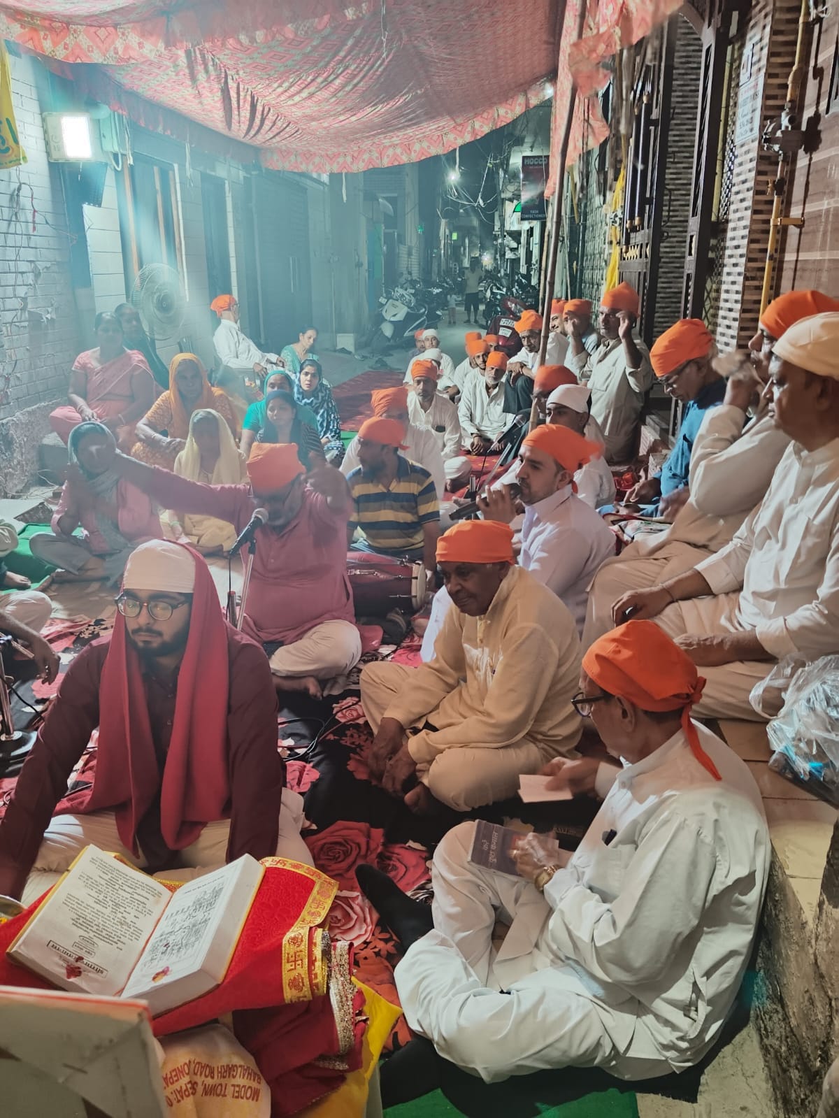 The episode of the meeting between Shri Ram and Hanuman was narrated during the Ramkatha.