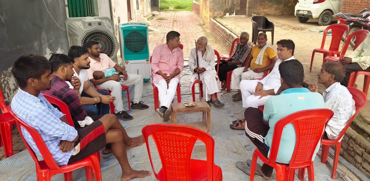 Offered condolences to the protagonist's family members.