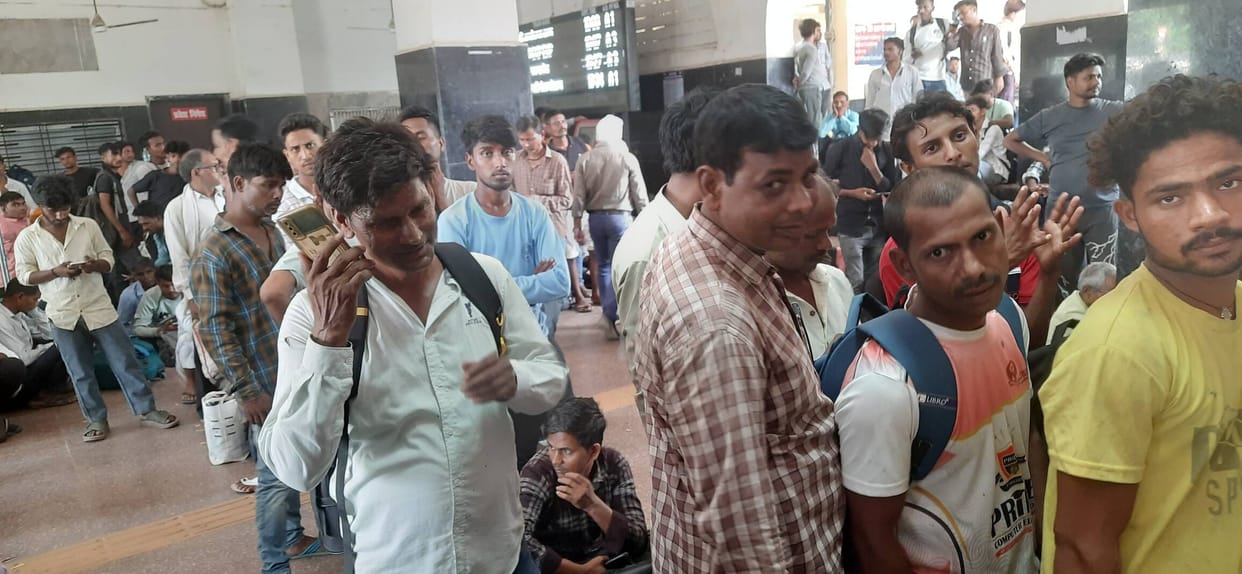 Waiting lists for Jammu Tawi-Amarnath and Kushinagar Express extend up to the 30th.