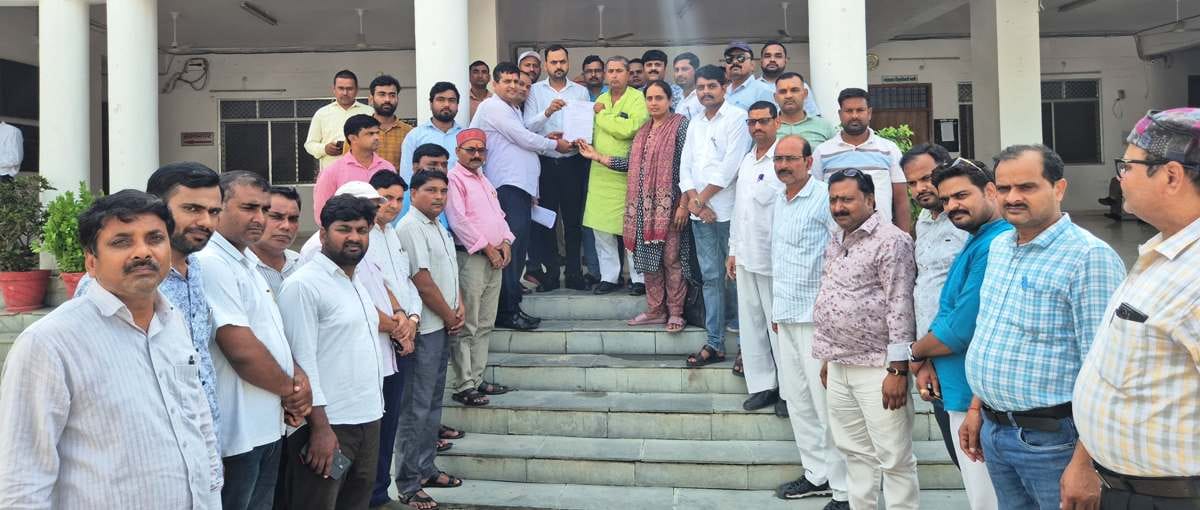 Primary Teachers' Association sends 15-point memorandum to the Chief Minister.