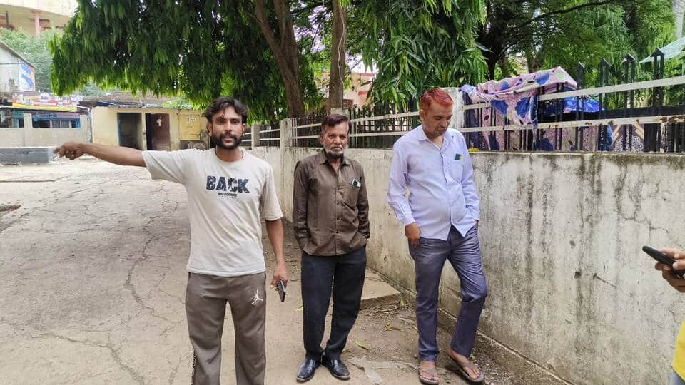 नारकोटैक्स की टीम से बचकर भागे आरोपियों में से एक का शब फांसी पर लटका मिला