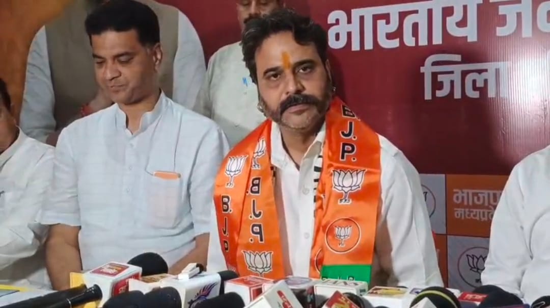 राजघराने के गोविंद देव ने थामा भाजपा का दामन
