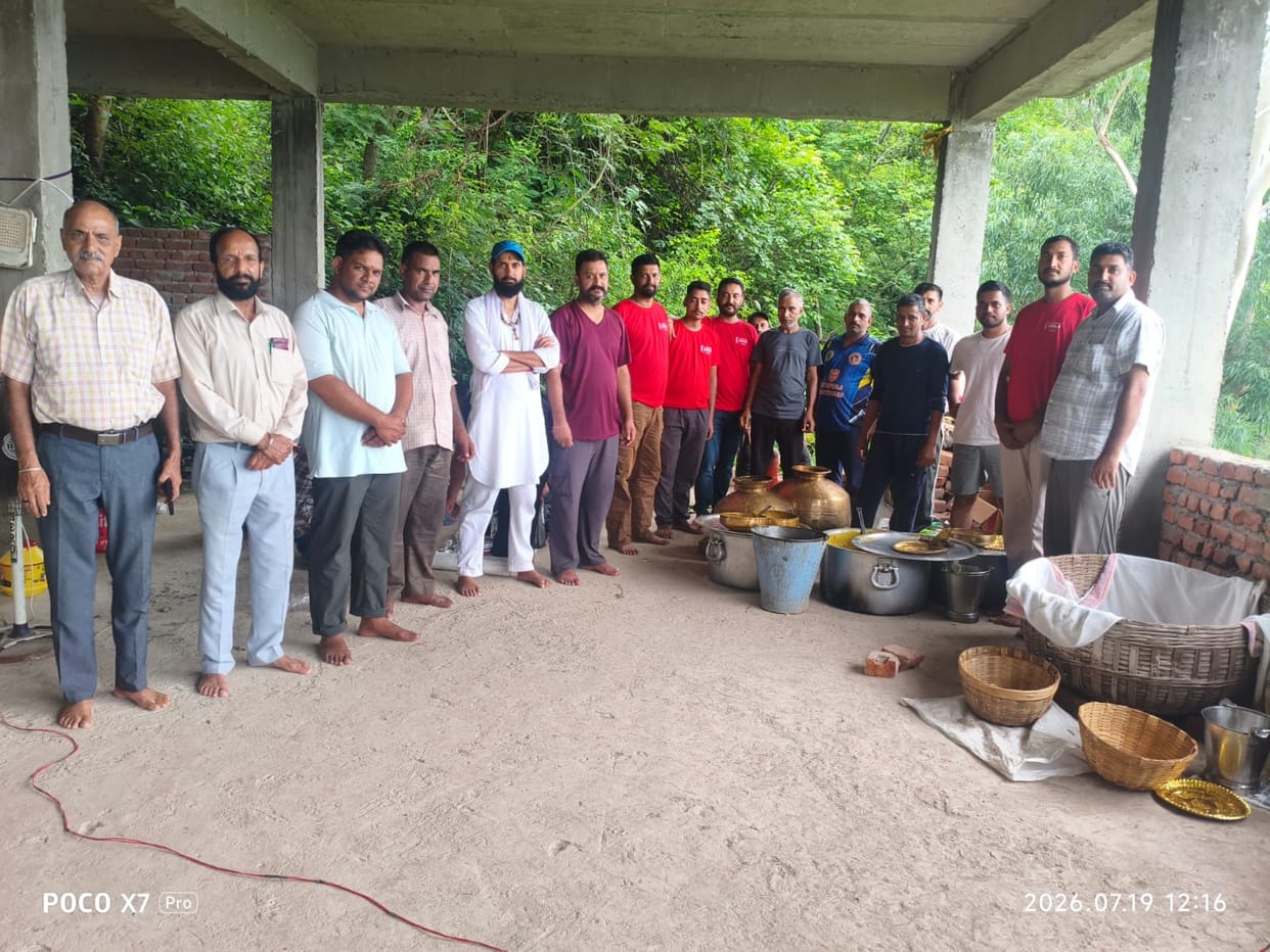 Community feast held at Siddha Baba Godadiya Temple.