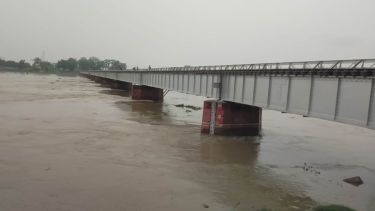 The Sharda River is changing, the water level is rising