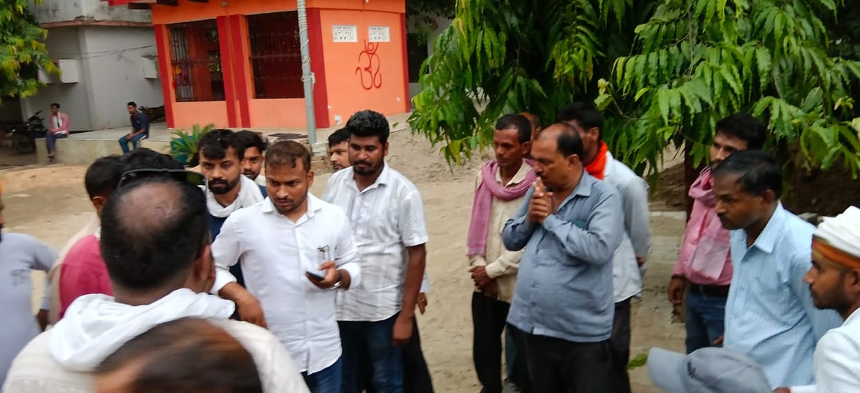 Electricity department employees rally over assault on SSO; lock down substation.