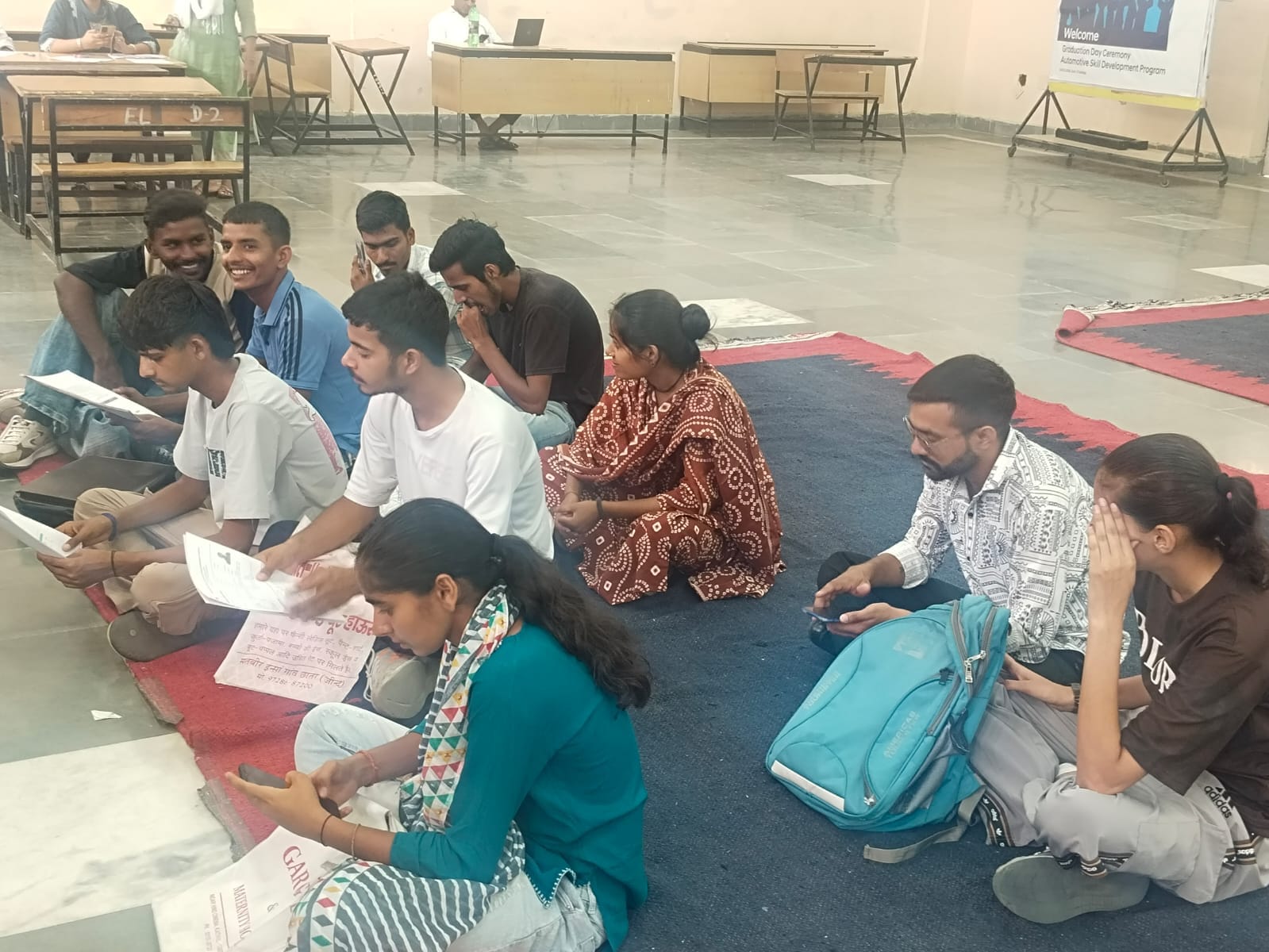 Ten students enrolled on Sunday, a holiday.