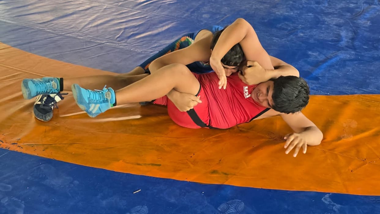 kg weight category; Vishal finishes first in the race.