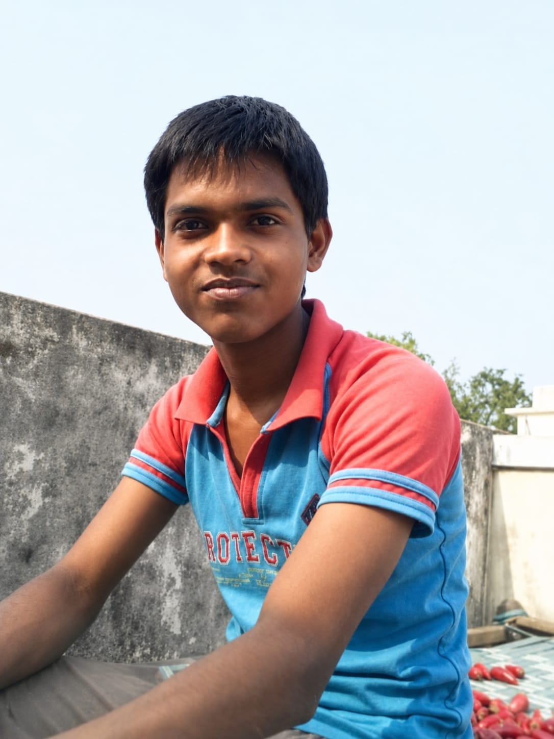 Suspicious death of a youth from Bakhira in Noida; family suspects murder.