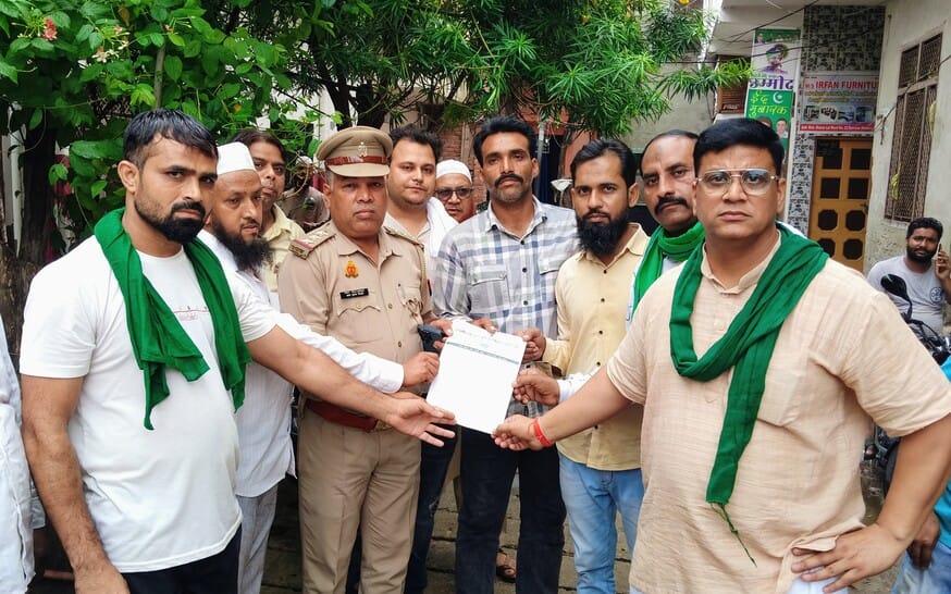 A memorandum was submitted in protest against the removal of Sonam Wangchuk from the hunger strike site.