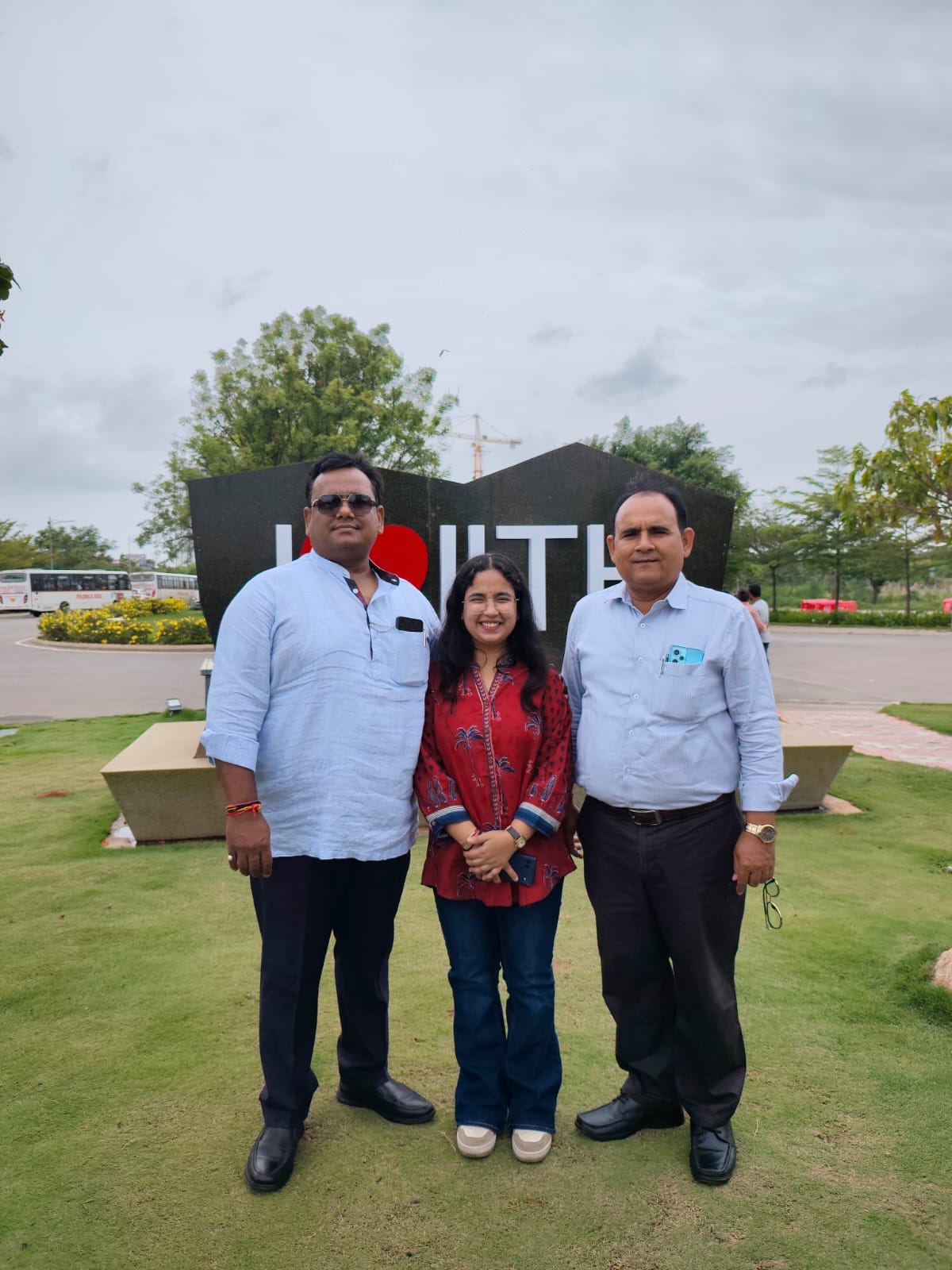 Ashi Tripathi of Nonapar honored at IIT Hyderabad