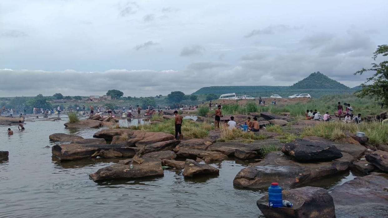 Bhan Dari remained bustling with tourists throughout the day.