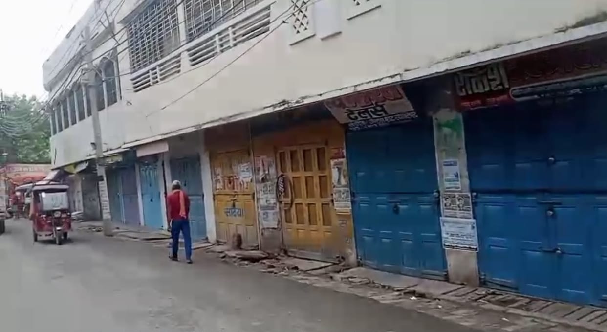 Barhaj market closed in protest against power cuts