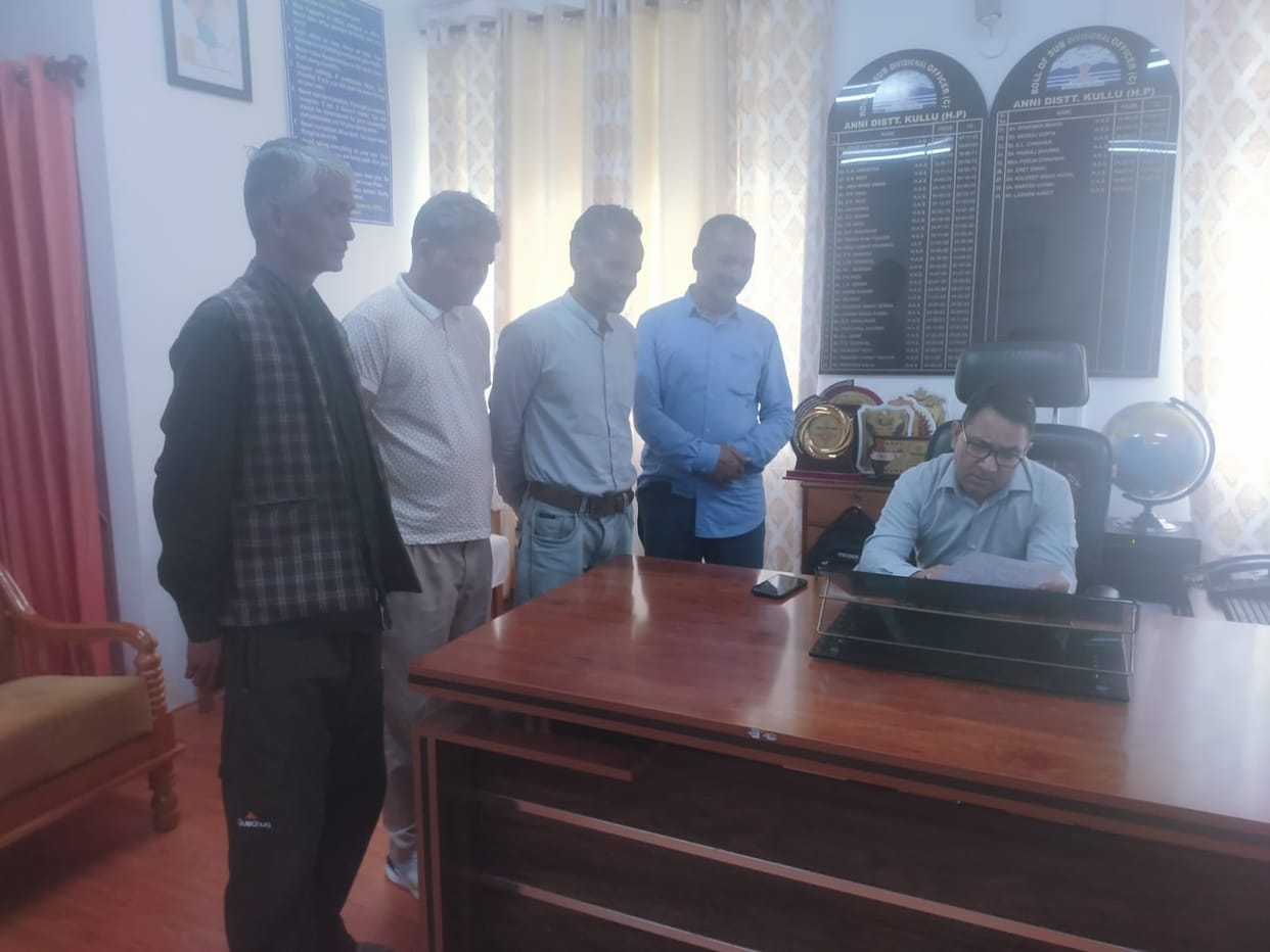 CPI(M) sent a memorandum to the SDM