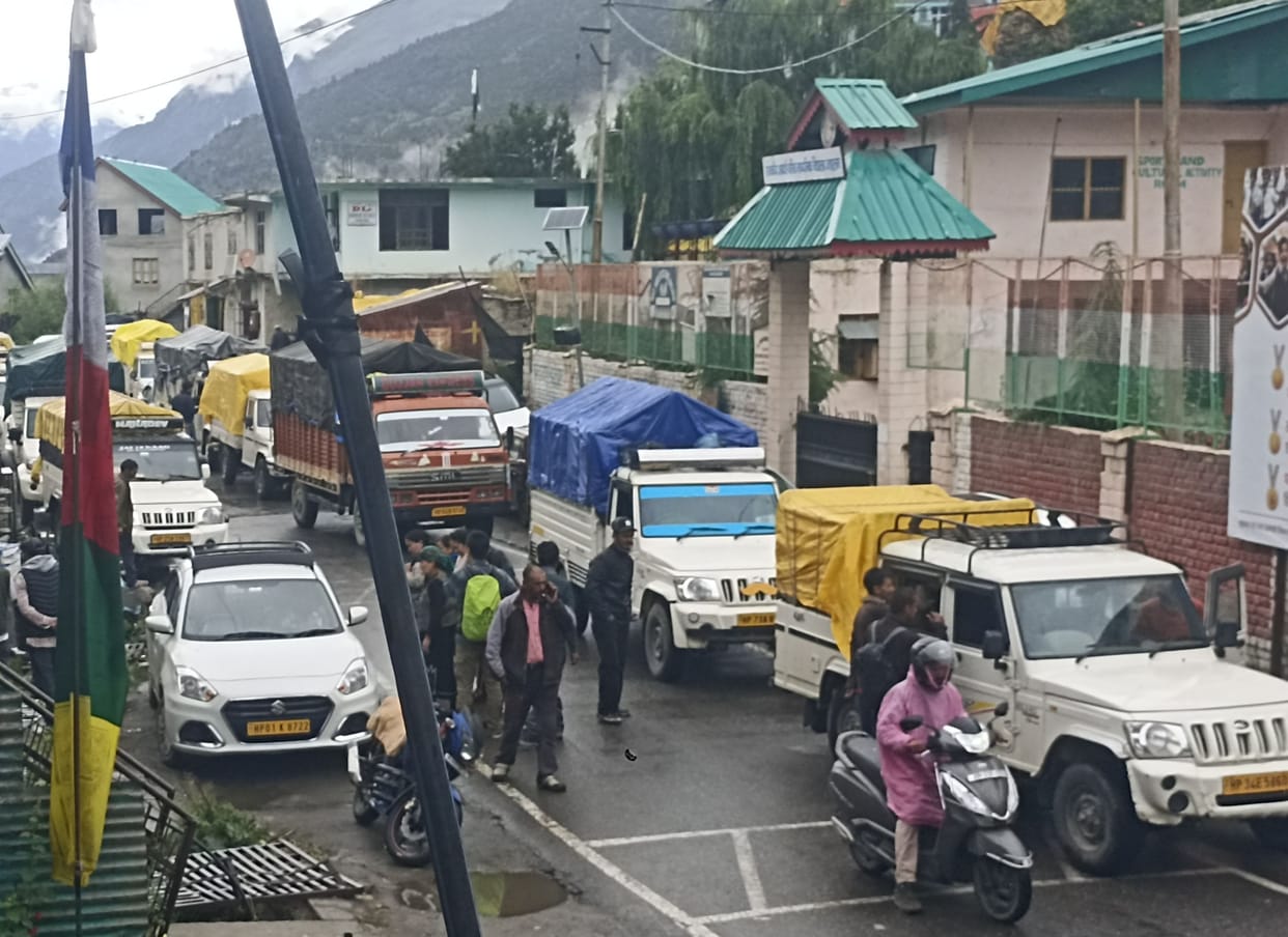 Vegetable-laden vehicles stranded at Rape and Jobrang.