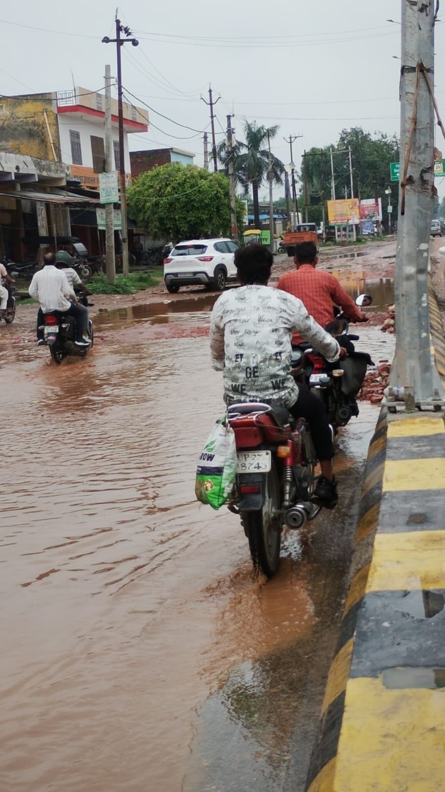 Rain causes waterlogging on Lipulekh-Bhind highway