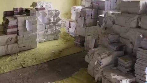पुस्तकों के वितरण में रीवा से एक बड़ा फर्जीवाड़ा सामने आया है।