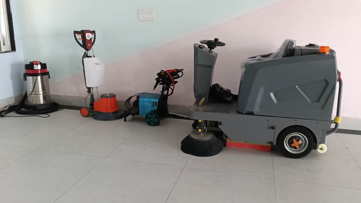 Railway stations set to shine; cleaning to go high-tech