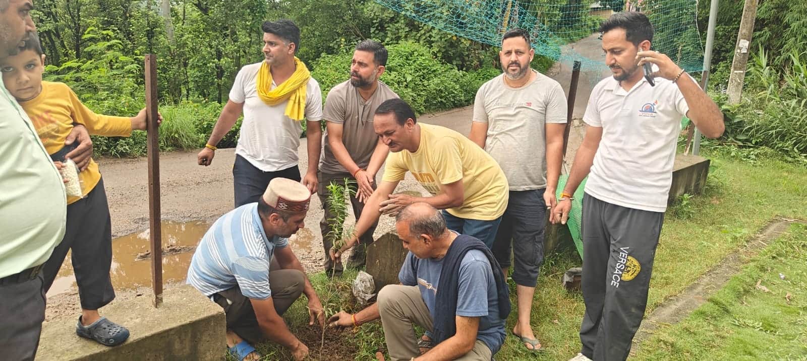 शनि देव मंदिर टकौता भट्टां परिसर में ओल्ड स्टूडेंट्स एसोसिएशन भोरंज, कला एवं खेल मंच भोरंज के प