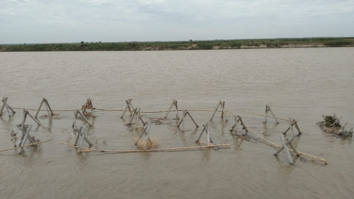 The water level of the Sarayu has risen by 30 centimeters, depth a concern