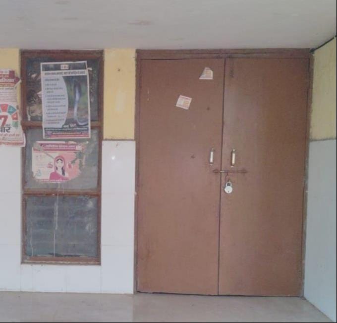 CM Jan Arogya Mela: Dharmagatpur PHC remained locked at 1 PM.