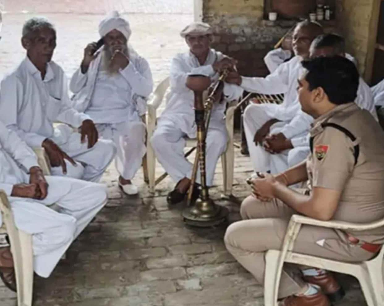 Farmer leaders heading to the Delhi protest detained.