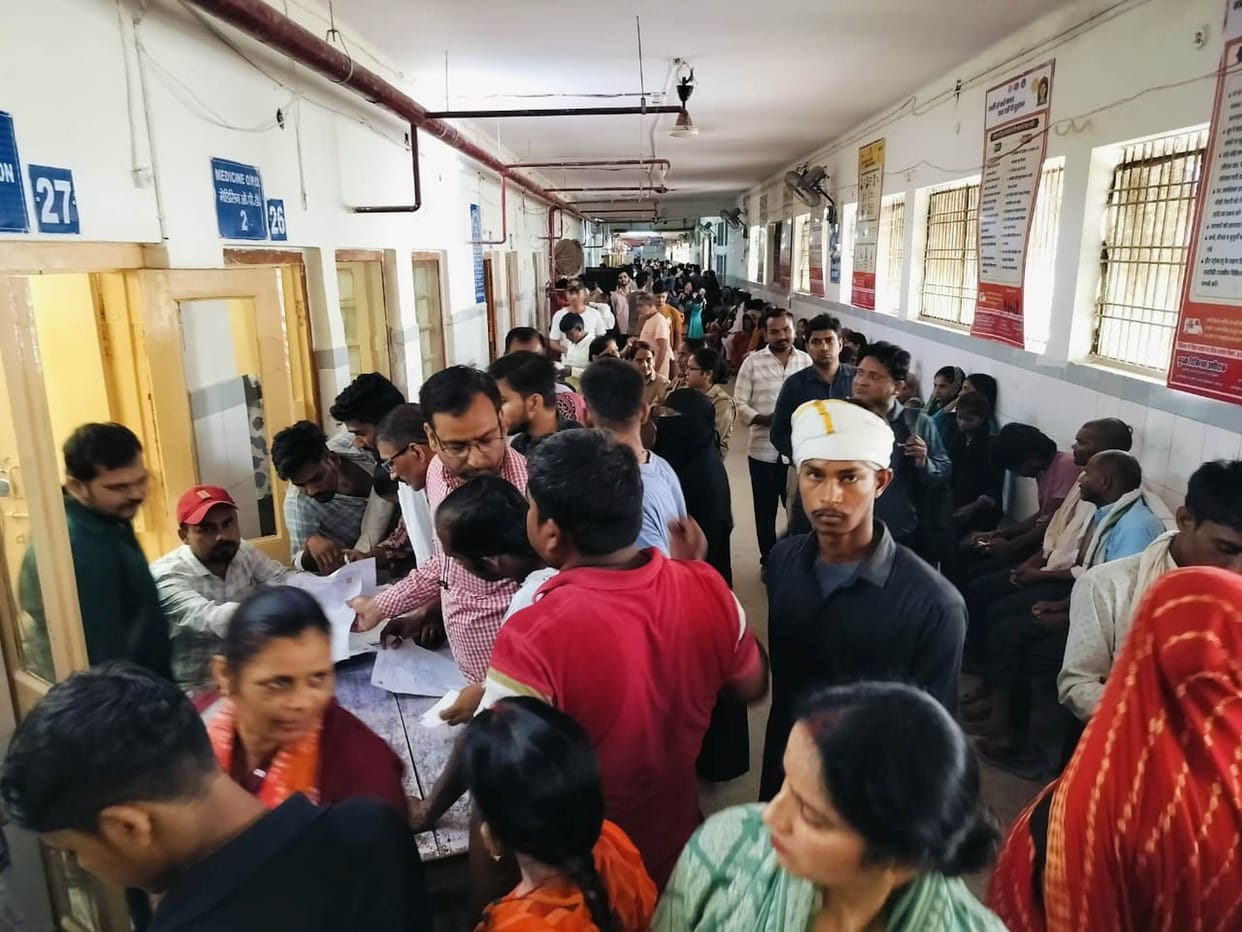 Crowd surges at medical college; 1,810 patients arrive.