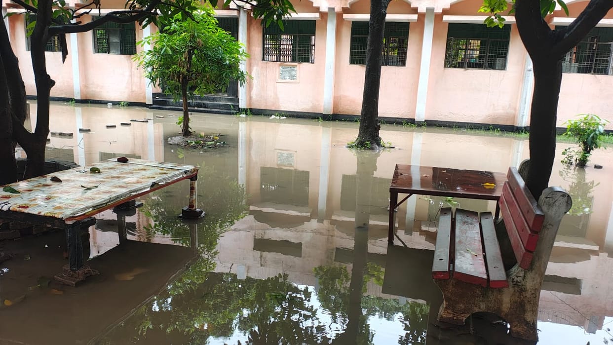 55 lakh spent on drain cleaning went down the drain; city faces waterlogging.
