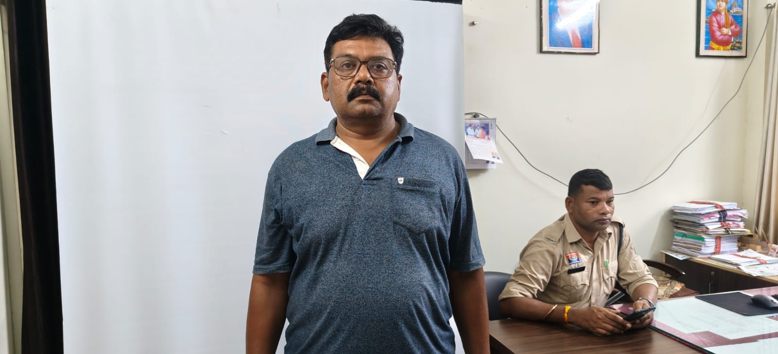 फरार ब्रांच मैनेजर गिरफ्तार