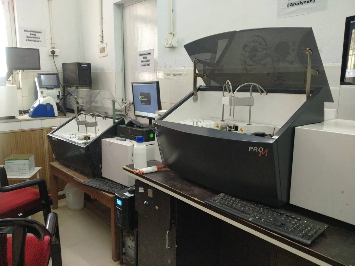 Testing in the lab halted due to machine breakdown; patients returned disappointed