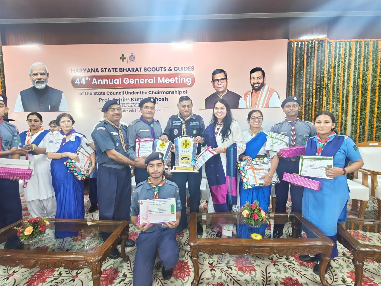 फोटो 71: प्रतिभाशाली स्काउट्स और गाइड्स। (स्वयं)