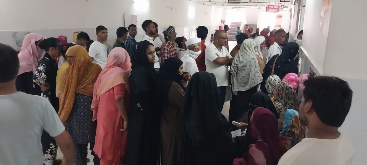 Rise in patients with hypertension and headaches amidst sultry heat