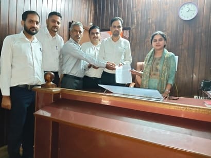 AIYF demands Union Education Minister's resignation over paper leak issue.