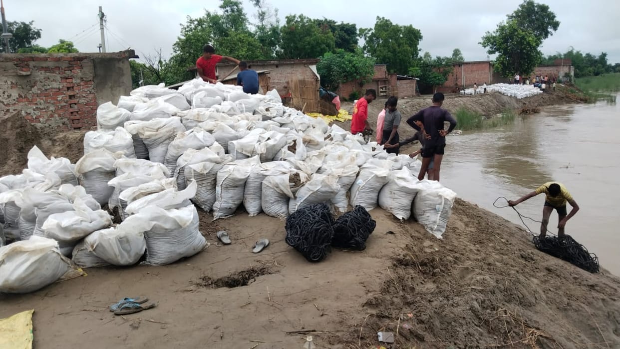 Saryu's water began spreading into the Majha region; the danger increased.