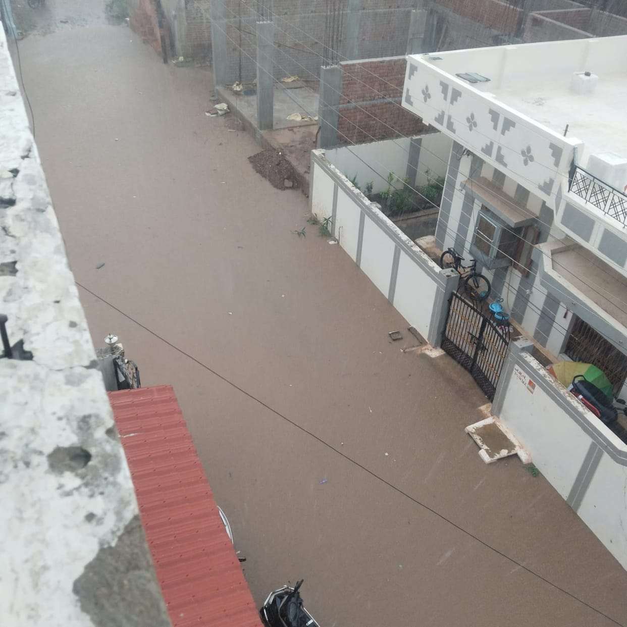 Rampaging rains in Kabirdham: Causeway submerged