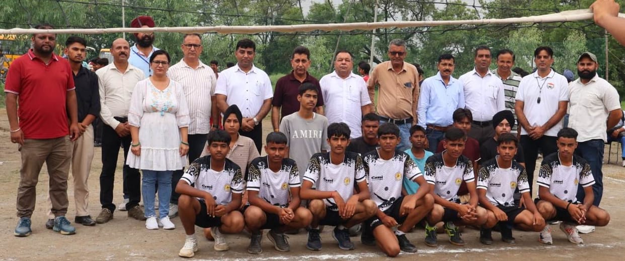 Ganpati Convent defeated Pabni Kalan in volleyball