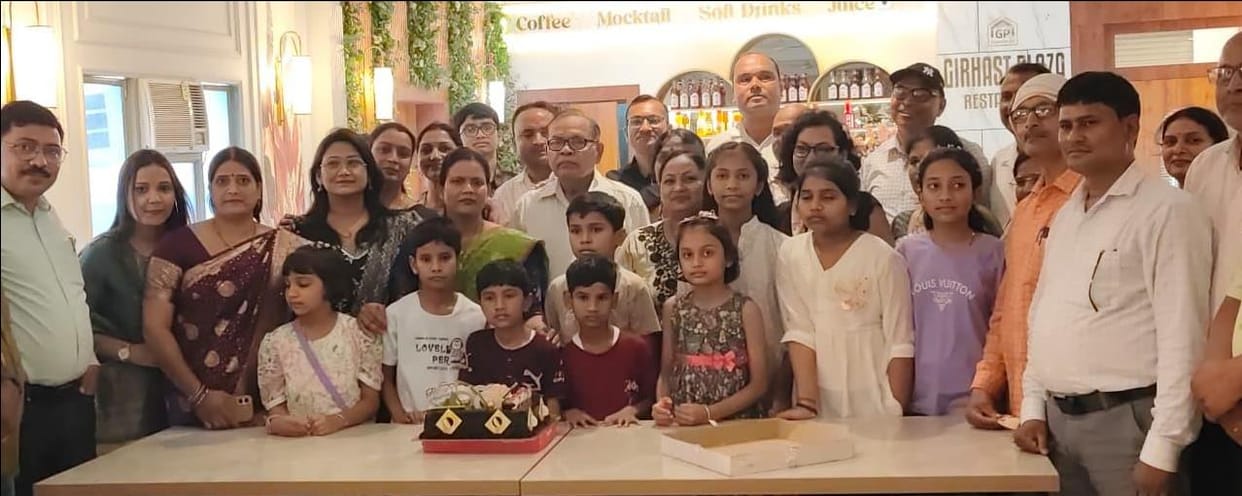 Teachers from the BTC 2004 batch celebrated their anniversary.